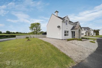 Sand Piper Lodge, 1 Ballymastocker Heights, Portsalon, Co. Donegal, F92X085 — photo 2