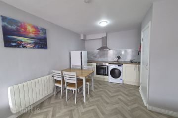 Apartment 10, The Moorings, Millerd Street, Cork City Centre, Co. Cork, T12PC91 — photo 2