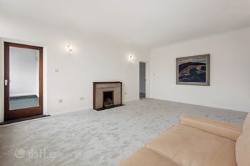 28 St Ann's, Ailesbury Road, Donnybrook, Dublin 4, D04 RT44 — photo 2