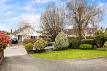 19 Knocksinna Park, Blackrock, Co. Dublin, D18V8N9 — photo 2