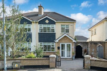 14 Woodlawn Crescent, Santry, Dublin 17, D17X959