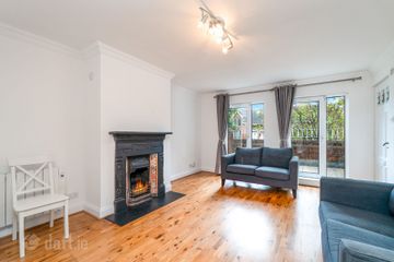 Apartment, The Sweepstakes, Ballsbridge Park, Ballsbridge, Dublin 4 — photo 3