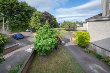 4 Clontymon Lawn, Boreenmanna Road, Ballinlough, Co. Cork, T12K0HR — photo 3