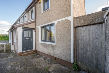 48 Killeenreendowney Avenue, Ballyphehane, Cork, T12 E2D1 — photo 2