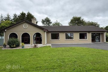 Convent Road, Ballaghaderreen, Co. Roscommon, F45DK19 — photo 2