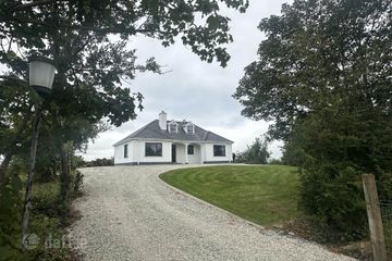 Meenalooban, Linsfort, Buncrana, Co. Donegal, F93X7D4 — photo 2