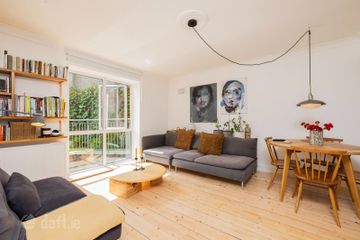 Apartment 9, Botanic Square, Glasnevin, Dublin 9, D09NY80 — photo 3