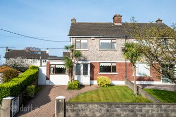 28 Glenfarne Road, Cameron Park, Raheny, Dublin 5, D05N9P3 — photo 2