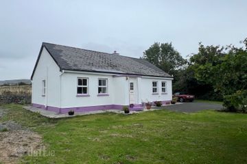 Lilac Cottage, Knocknagroagh, Ballyvaughan, Co. Clare, H91PT6Y