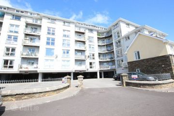 21 The Waterfront, Lynch's Quay, Cobh, Co. Cork, P24C954 — photo 2