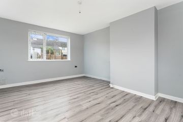 33 Casement Drive, Finglas, Dublin 11 — photo 3