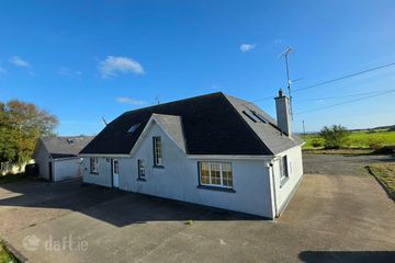 Castleannesley, Kilmuckridge, Kilmuckridge, Co. Wexford, Y25RK30 — photo 3