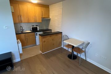 1 Bed Apartment, 176 Rathgar Road, Dublin 6, Rathgar, Dublin 6 — photo 3