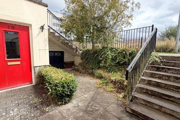 19 The Close, Downshire Park, Blessington, Co. Wicklow, W91TX25 — photo 2