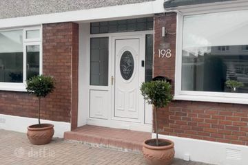 198 Sutton Park, Sutton, Dublin 13, D13F3P4 — photo 2