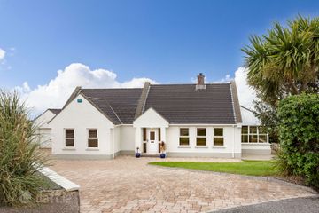 5 Quay View, Mullaghmore, Co. Sligo, F91Y6W4 — photo 2