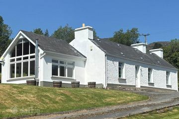 Edergole, Lough Eske, Barnesmore, Co. Donegal, F94P7F7 — photo 2