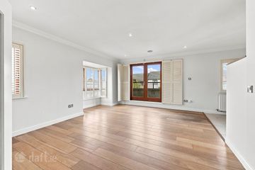 42 Oak Hall, The Hill, Malahide, Co. Dublin, K36K104 — photo 3