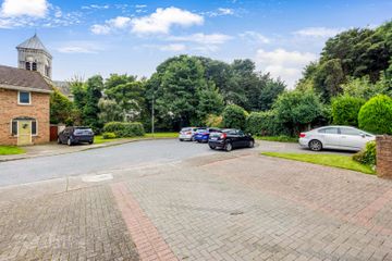 11 Sutton Court, Seatown Place, Dundalk, Co. Louth, A91D2FV — photo 3