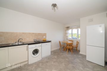 30 Vevay Crescent, Bray, Co. Wicklow, A98YP65 — photo 2