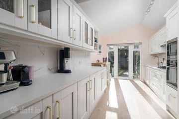 6 Abbey Park, Monkstown, Co. Dublin, A94AE95 — photo 2