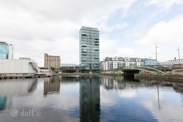 Alto Vetro, Grand Canal Square, Dublin 2