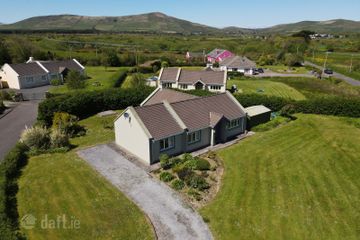 4 Milltown Houses, Dingle, Co. Kerry, V92F958 — photo 2