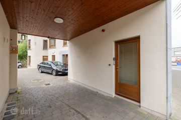 Apt 2 Castle Yard, Enniscorthy, Co. Wexford, Y21T2F5 — photo 2