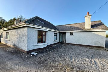 The Blue Ku-Ku, Kiltivna, Dunmore, Dunmore, Co. Galway, H54X883 — photo 2