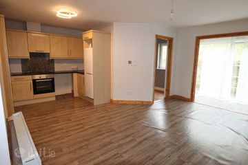 27 Ardfrail Court, Oldcastle, Co. Meath, A82NN80 — photo 3