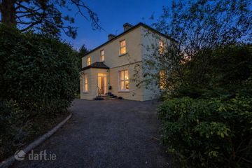 Eagle Lodge, Convent Road, Roscommon Town, Co. Roscommon, F42KV09 — photo 3