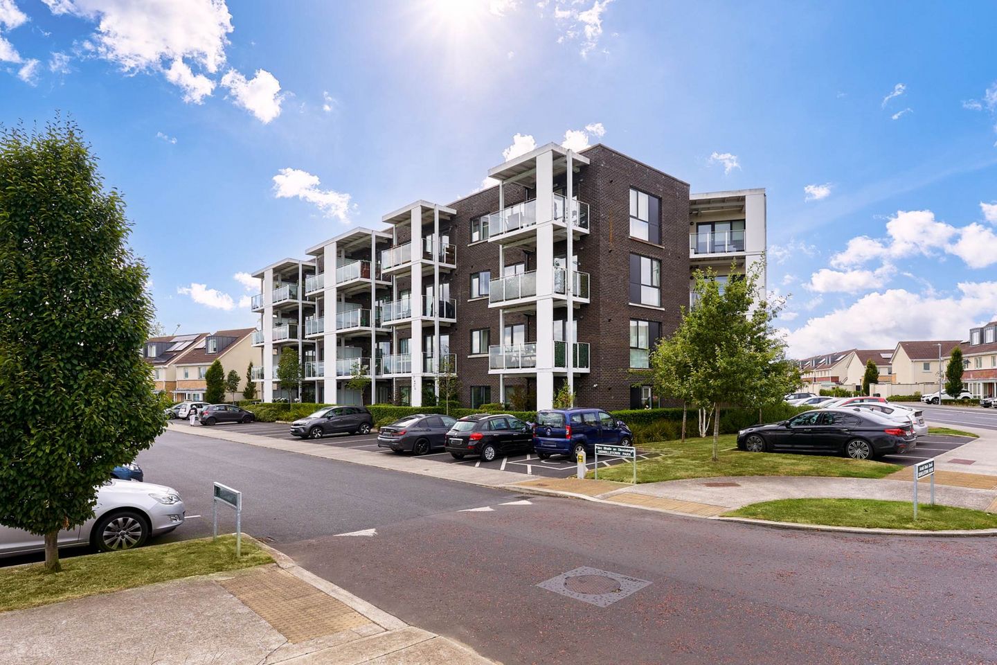 29 Orchard Hall, Diswellstown Avenue, Castleknock, Dublin 15, Co. Dublin, D15DC8R — photo 1