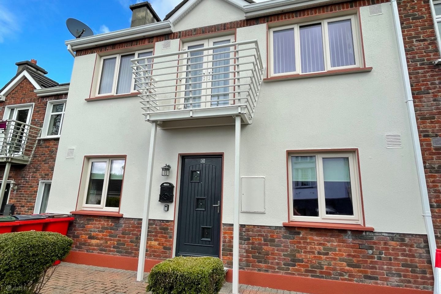 4 Glenmore, College Road, Galway, Bohermore, Co. Galway — photo 1