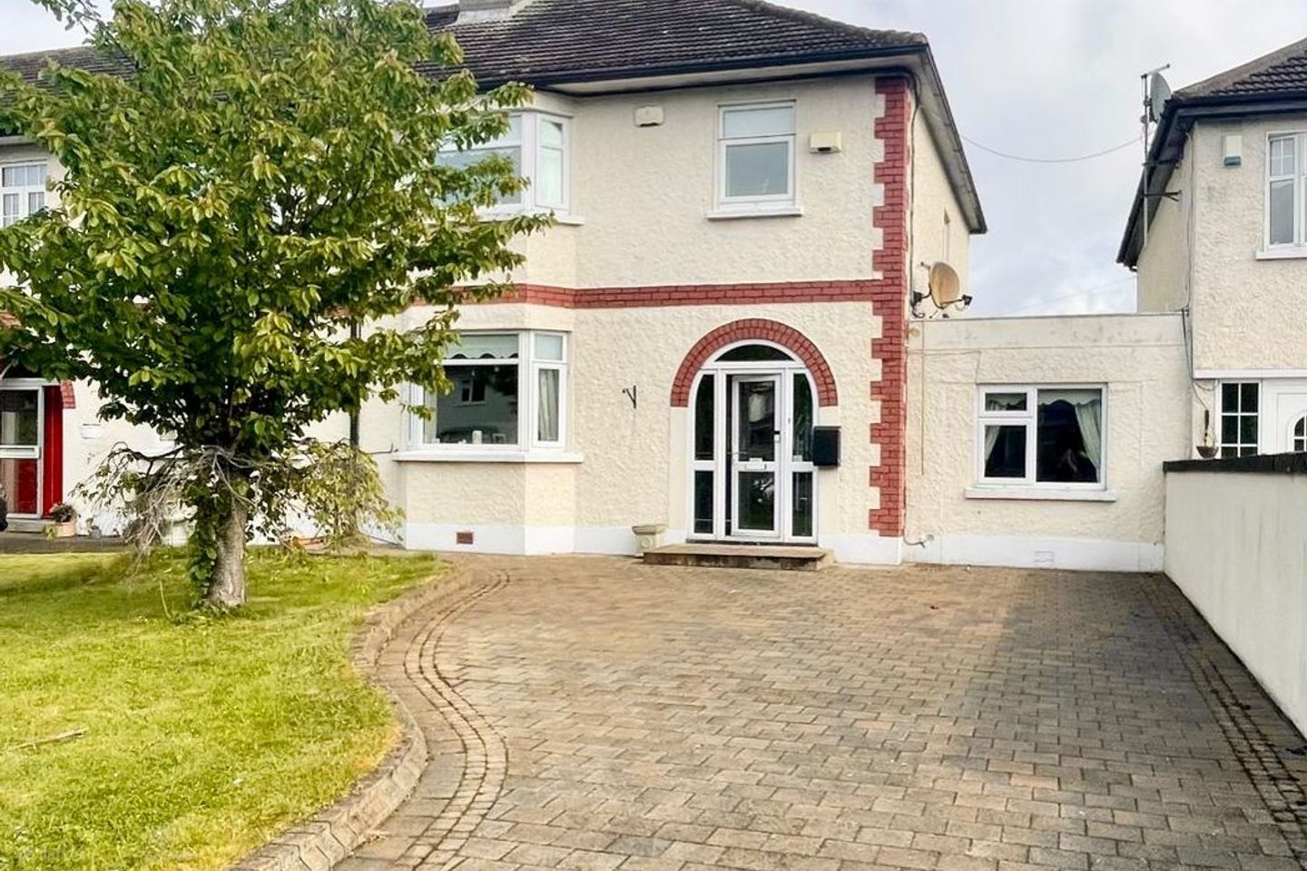 120 Collins Avenue, Dublin 9, Whitehall, Dublin 9, D09K6Y1 — photo 1