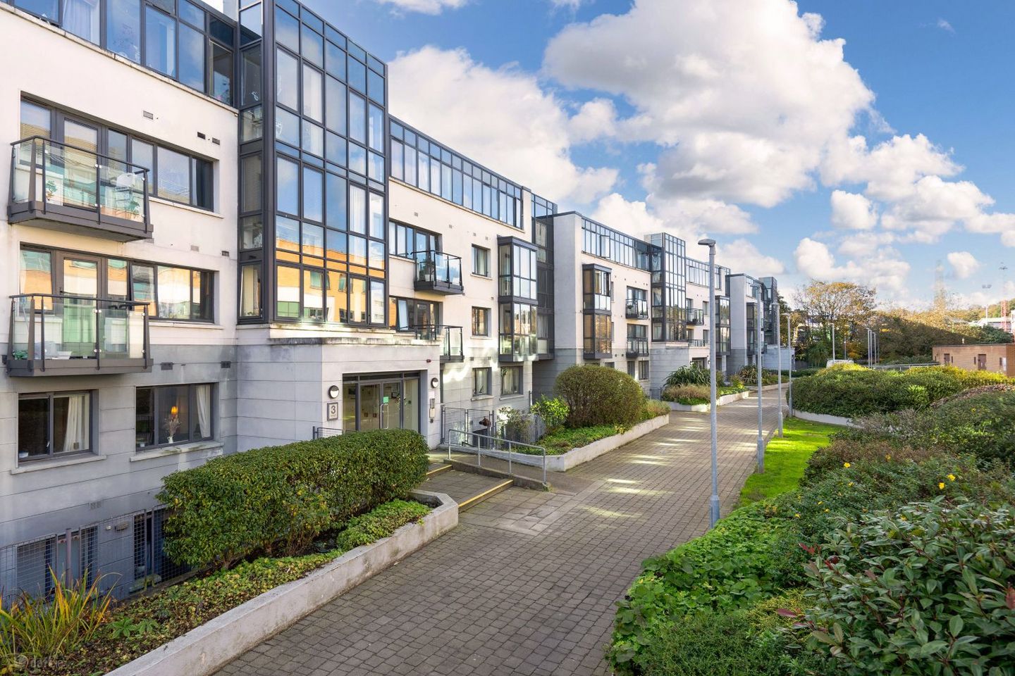 Apartment 84, Block 3, Parkgate Place, Parkgate Street, Dublin 8, D08C7F2 — photo 1