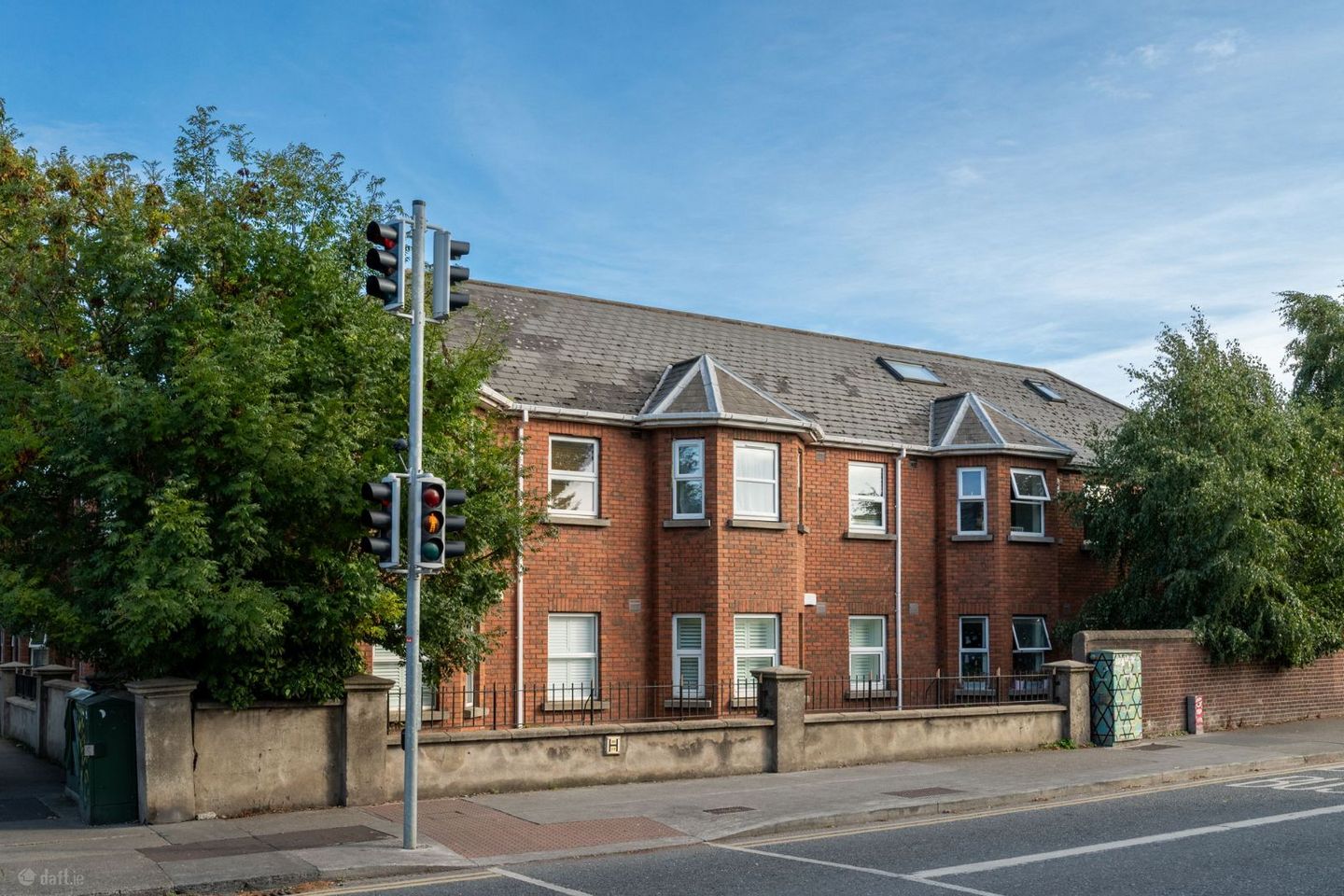 Apartment 5, Salisbury Apartments, South Circular Road, Dublin 8 — photo 1