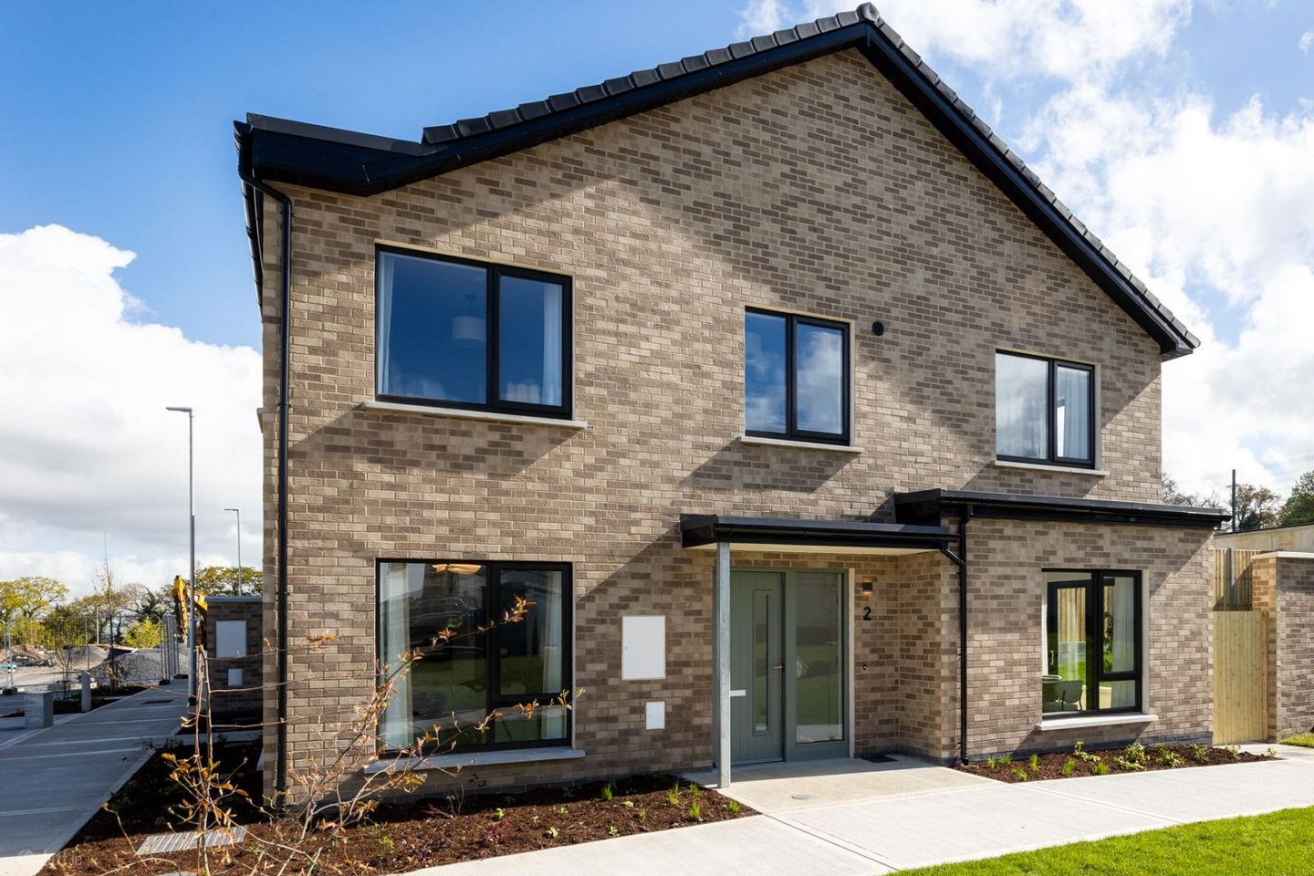 White Pines Central, Rathfarnham, Dublin 16 — photo 1