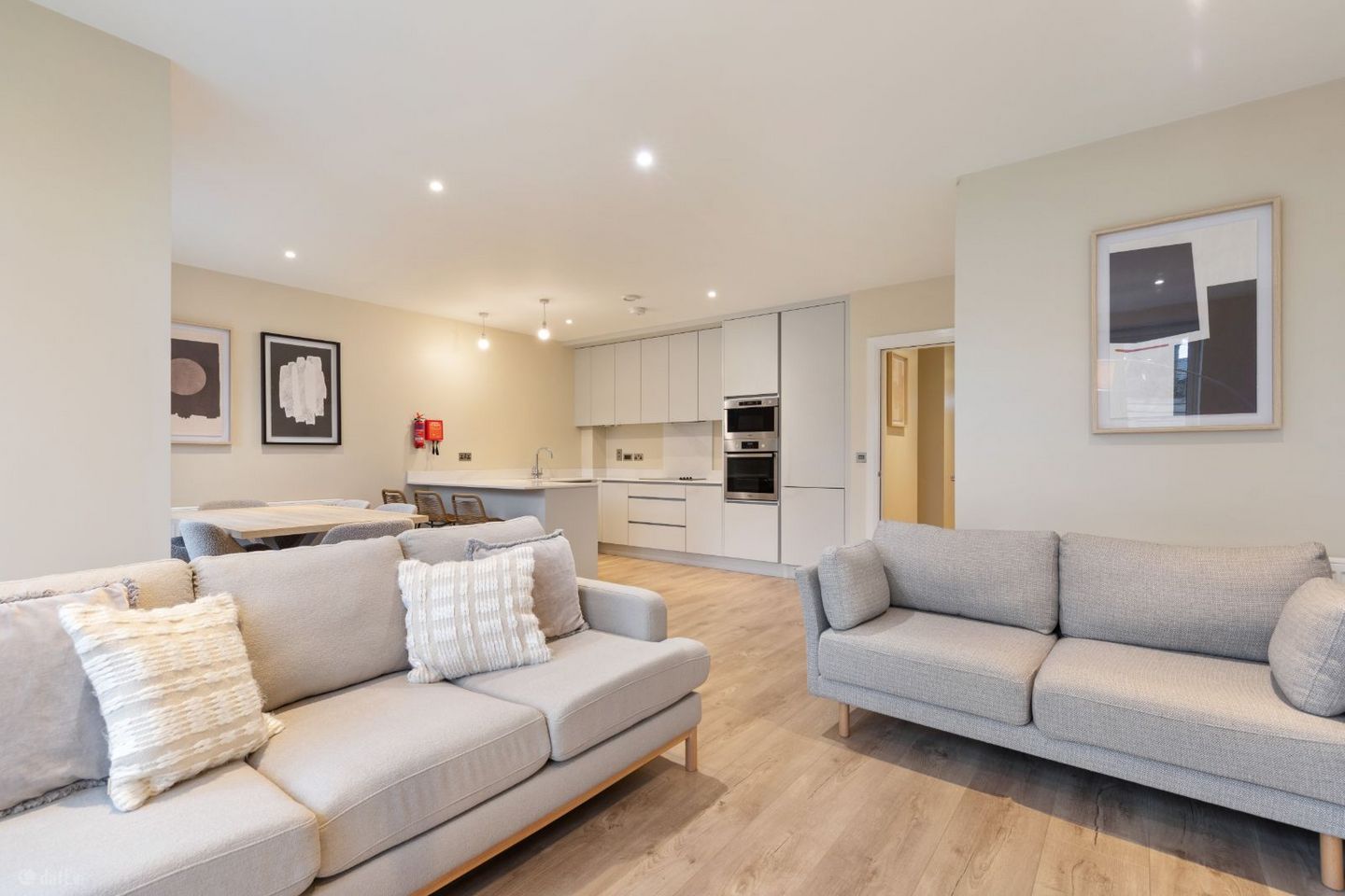 Apartment 26, Oatlands Hall, Mount Merrion, Mount Merrion, Co. Dublin — photo 1