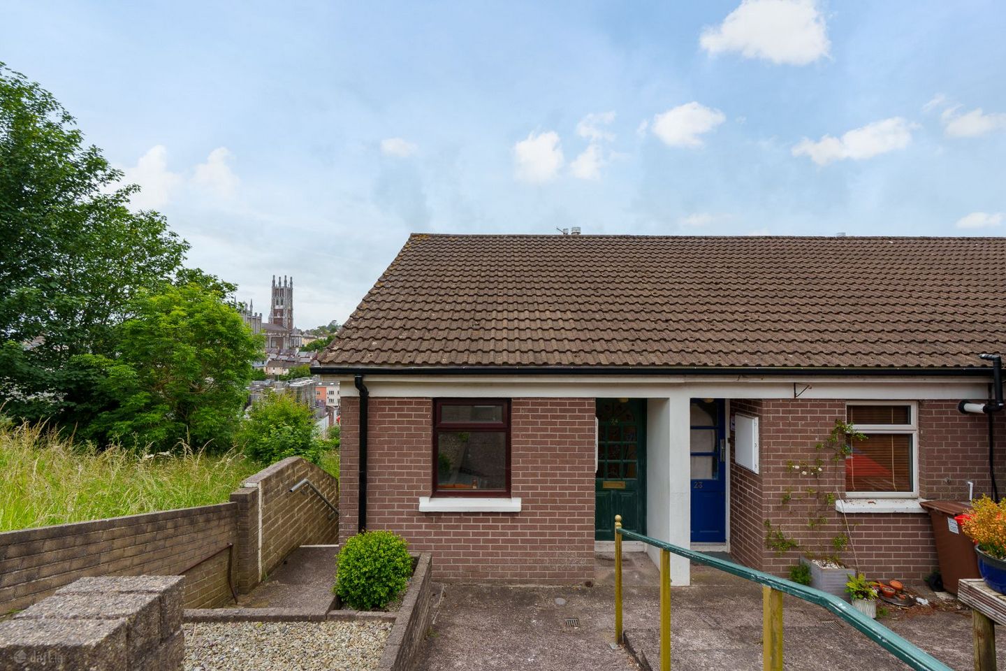 24 Shandon Court, Richmond Hill, St. Lukes, Co. Cork, T23VWT4 — photo 1