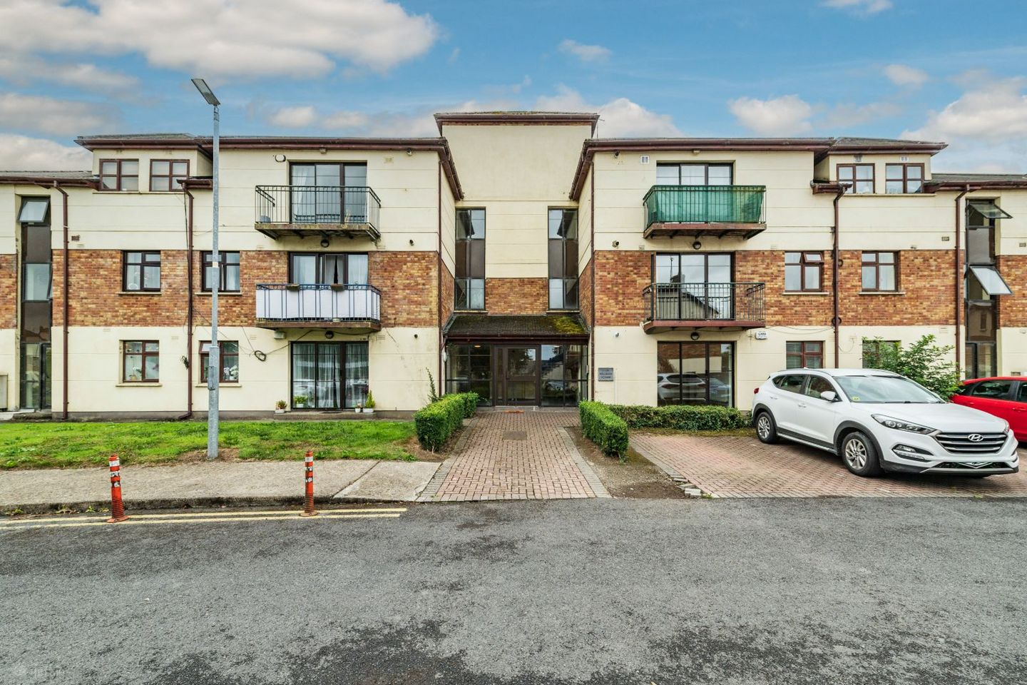 Apartment 8, Millbank Square, Sallins, Sallins, Co. Kildare, W91PE82 — photo 1