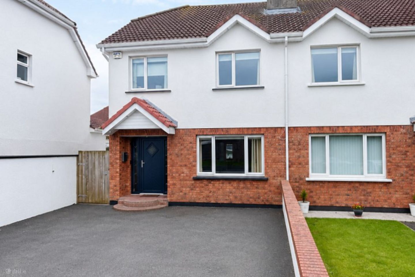 62 Woodfield, Galway Road, Tuam, Co. Galway, H54HV26 — photo 1
