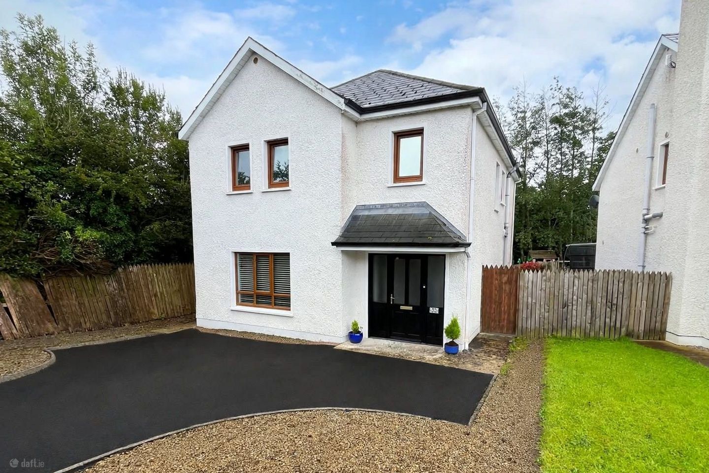 22 Wood Green, Forest Park, Dromahair, Co. Leitrim, F91D8Y0 — photo 1