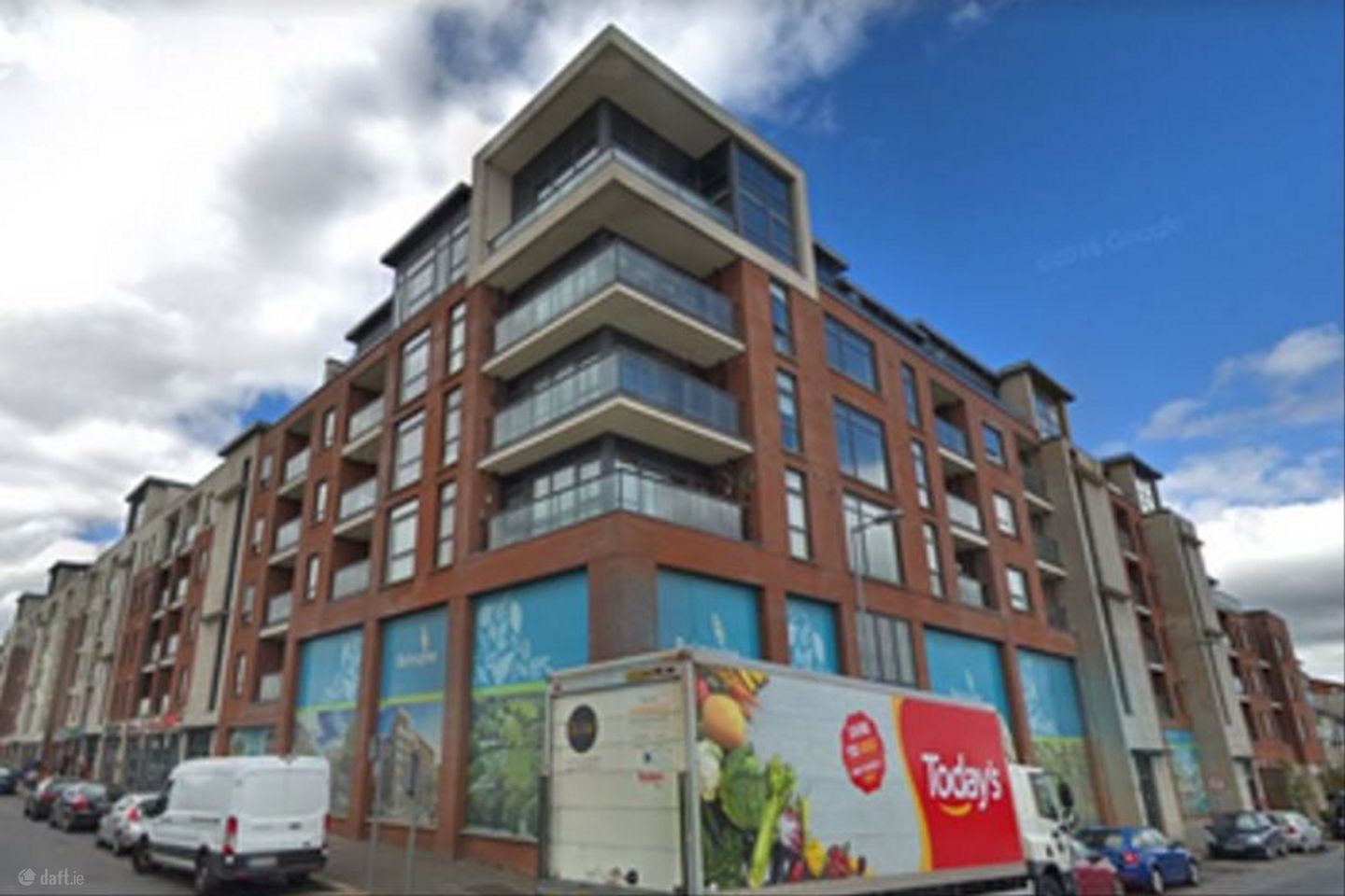 Main Street, Belmayne Avenue, Clongriffin, Dublin 13 — photo 1