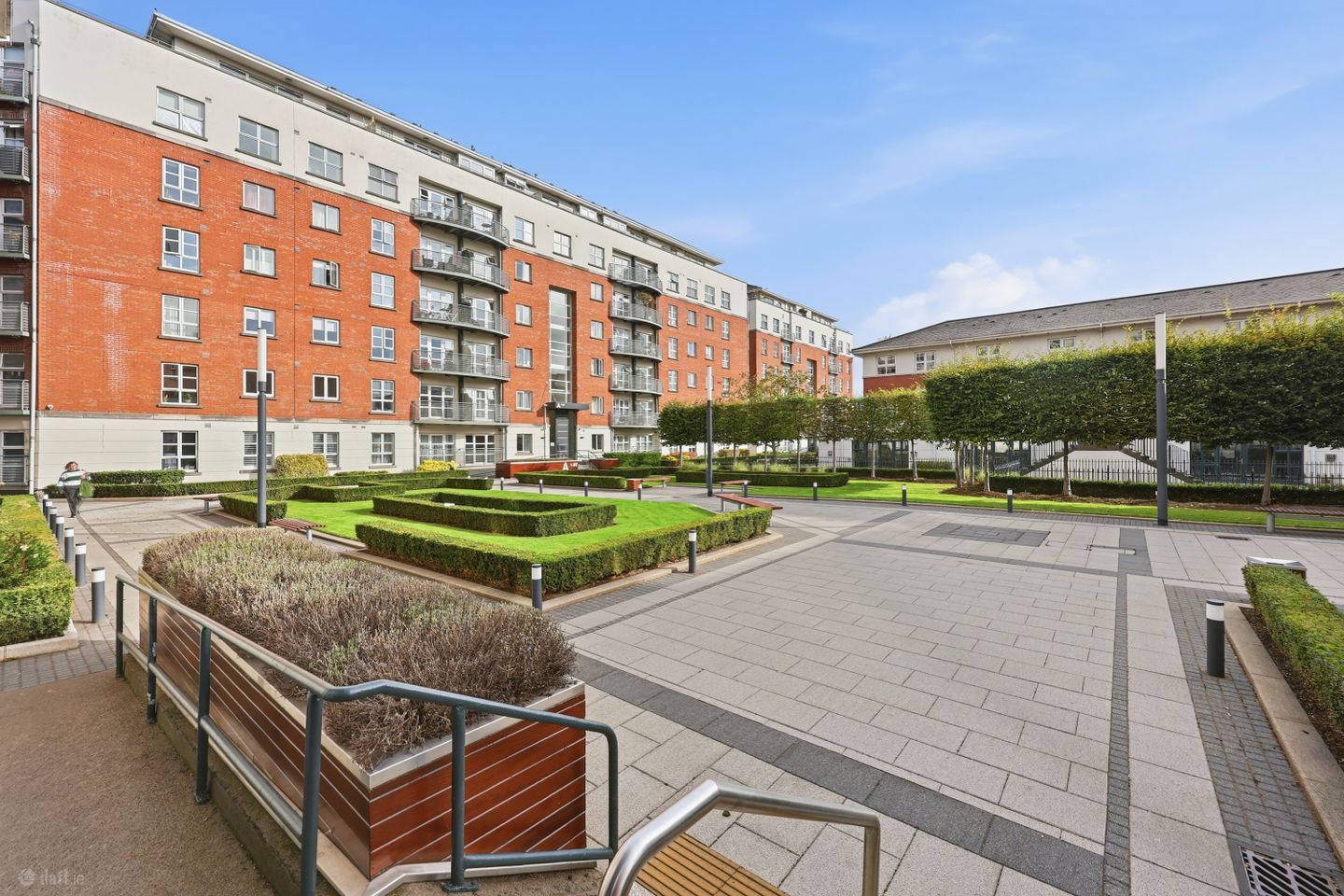 117 The Waterside, Charlotte Quay Dock, Grand Canal Dock, Dublin 4, D04K252 — photo 1