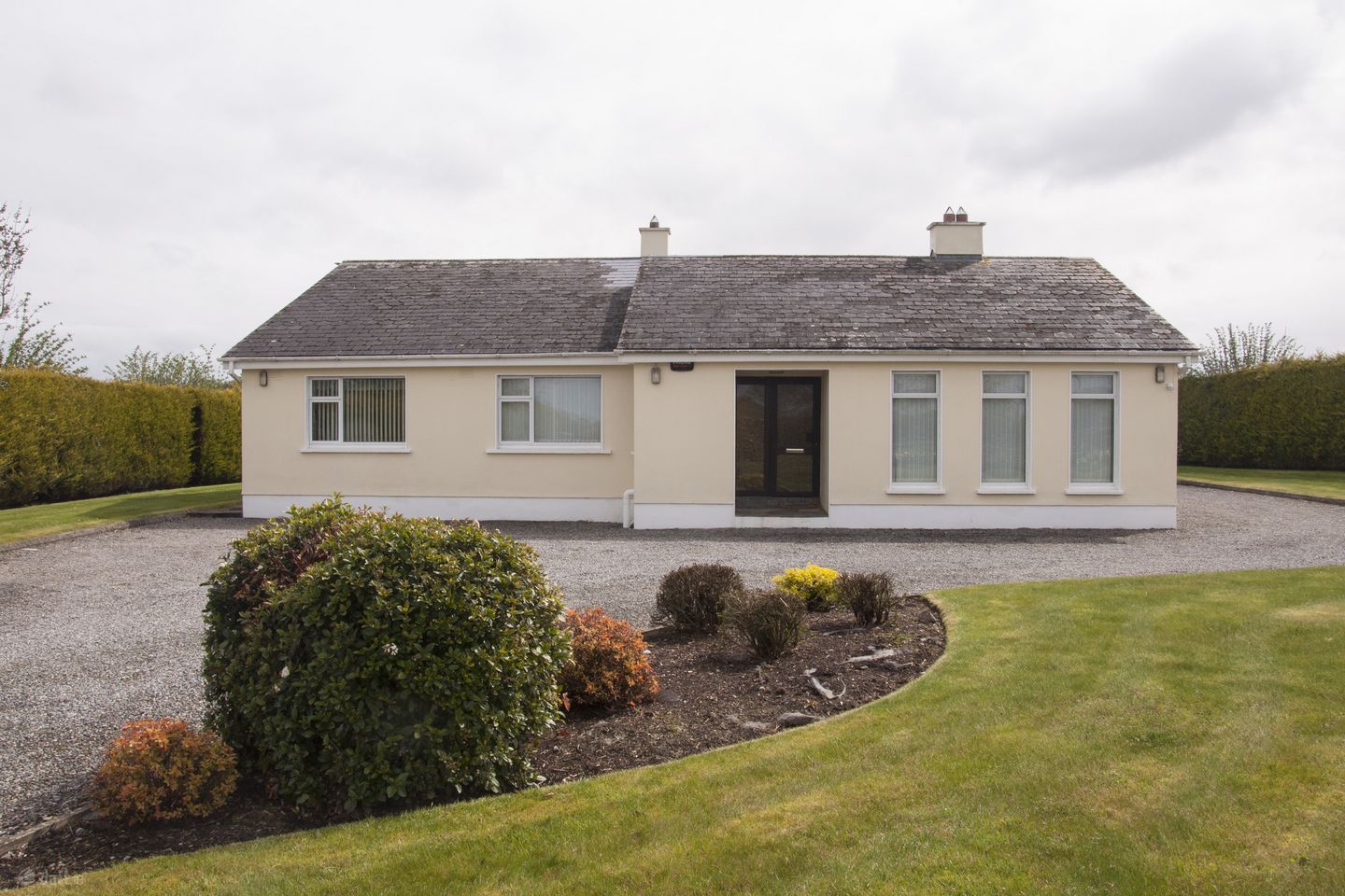 Eagle View Holiday Home - Trident Holiday Homes