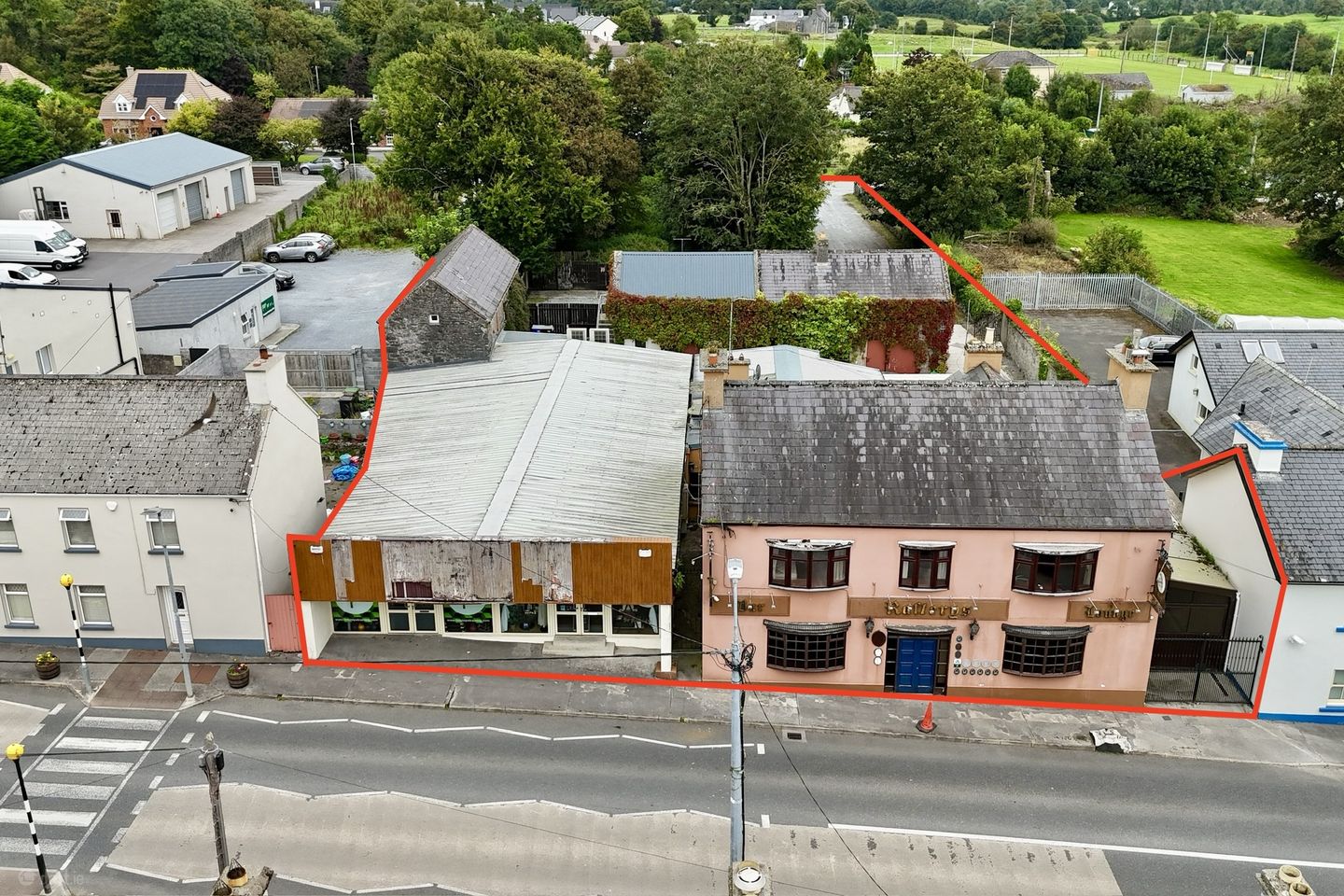 Rafterys Bar & Lounge, Main Street, Craughwell, Co. Galway — photo 1