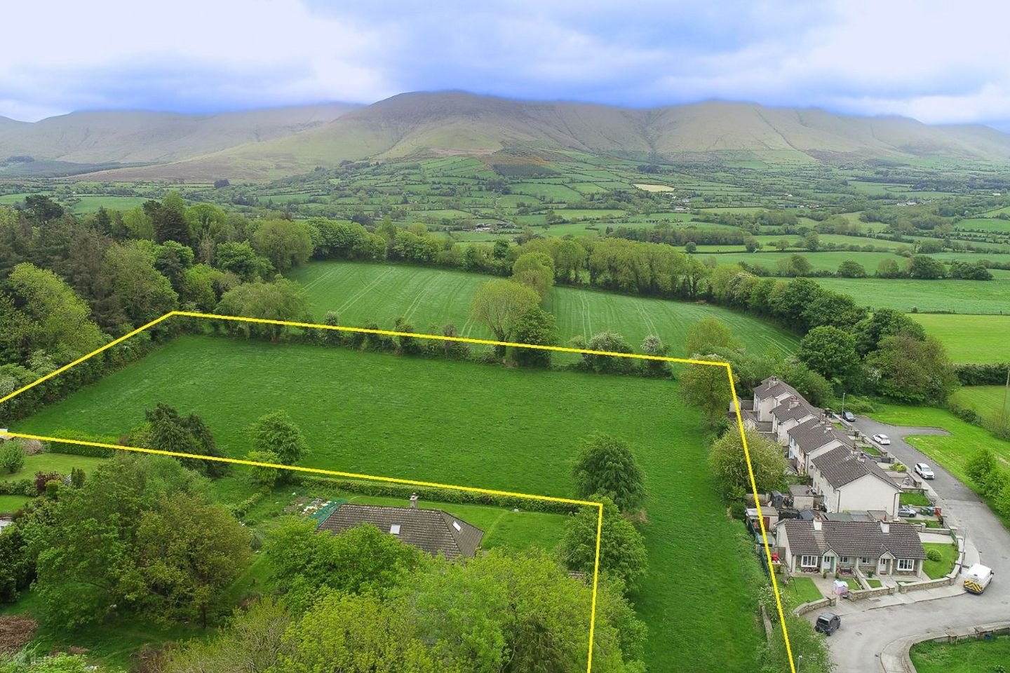 Lisvarrinane, Glen of Aherlow, Co. Tipperary — photo 1