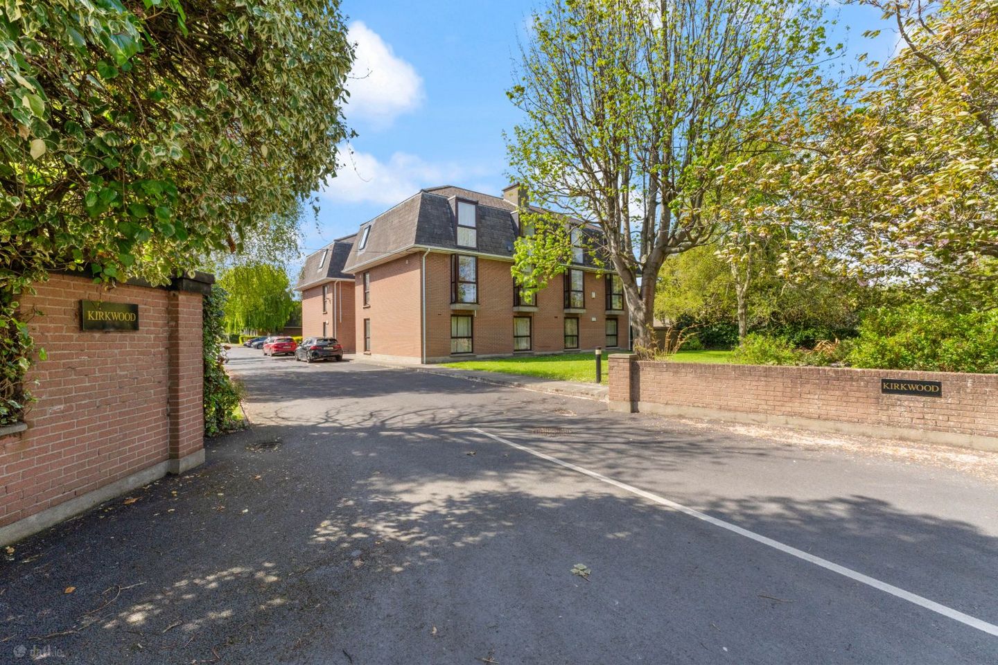 Apartment 11, Kirkwood, Sandymount, Dublin 4 — photo 1