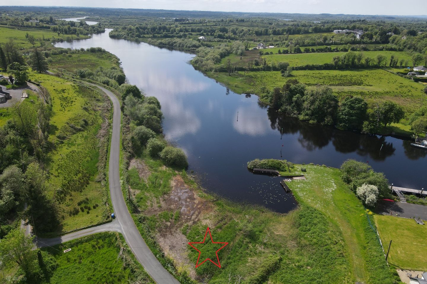 Riverside Plot At, Jamestown, Carrick-On-Shannon, Co. Roscommon — photo 1