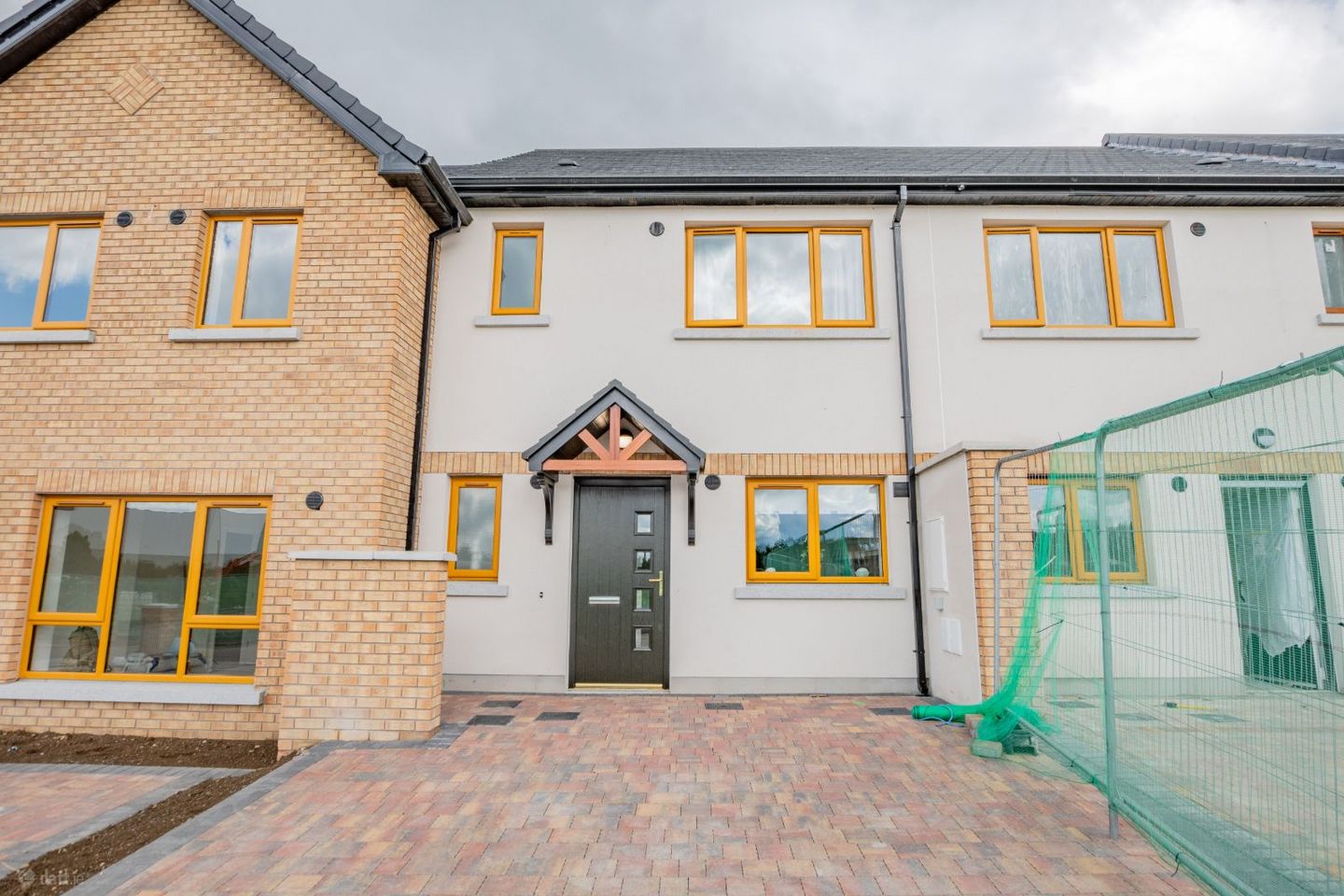 2 bed mid terrace, Avourwen, The Elms, Drogheda, Co. Meath — photo 1